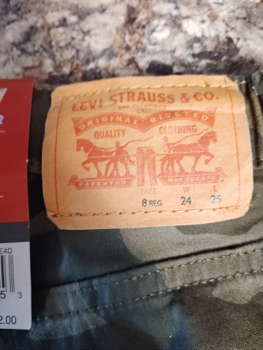 8 Nwt Levi's Kids Green Camo Jogger Pants Retail 42 - Picture 7 of 8